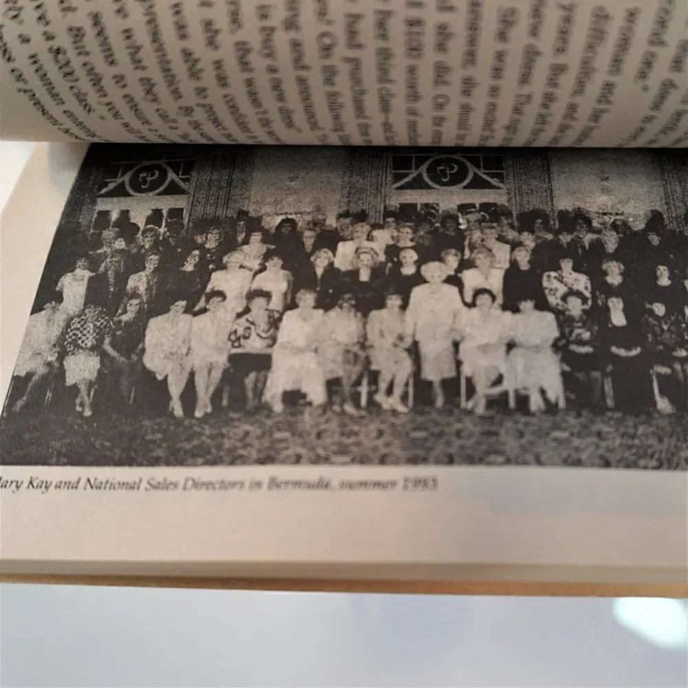 Miracles Happen: The Life and Timeless Principles of the Founder of Mary Kay